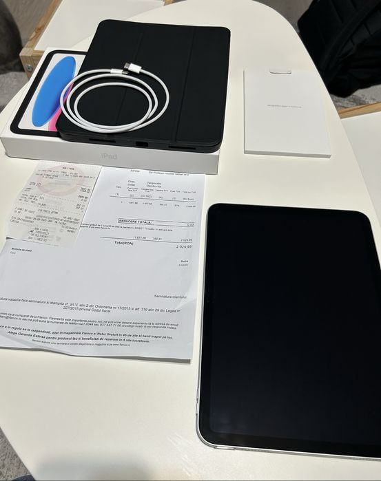 Apple iPad (2025), 11", 128GB, Wi-Fi, Silver