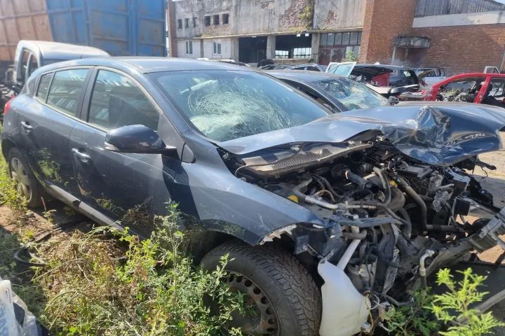 ceasuri bord caseta de directie motoras stergatoare broasca stanga dreapta fata spate Renault Megane 3 facelift  motor 1.5DCI  K9K 836 dezmembrez