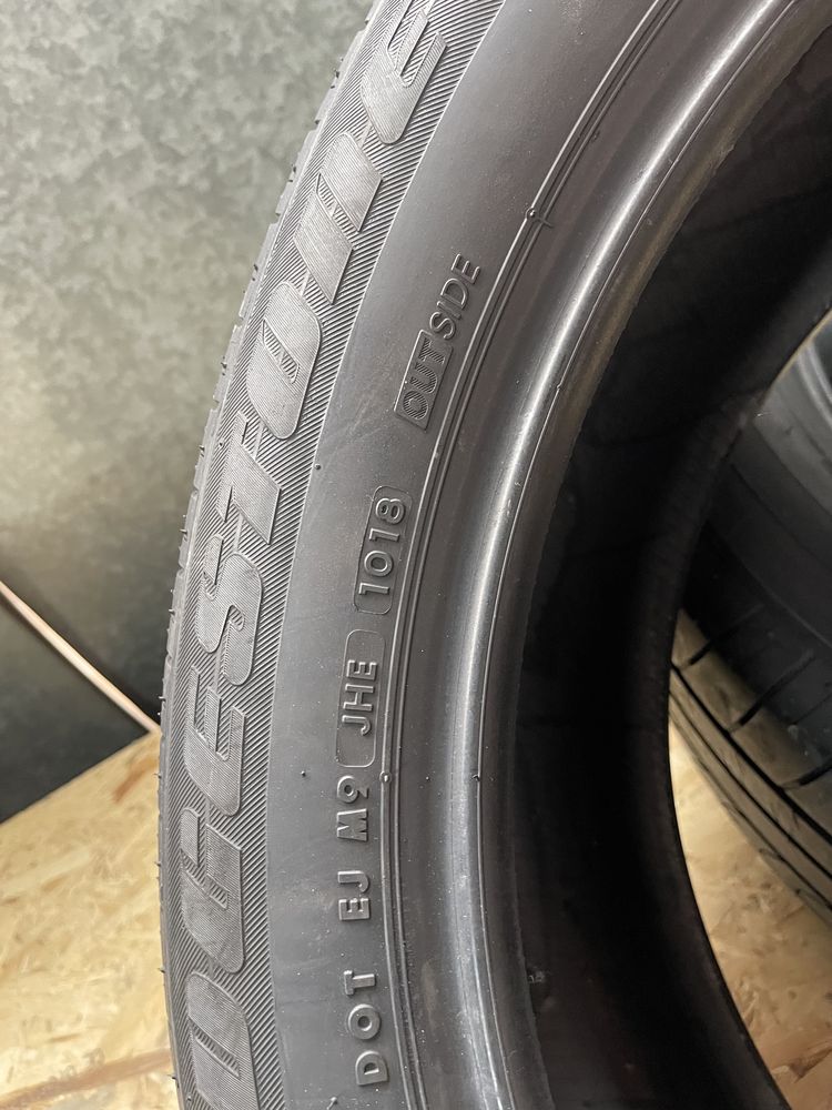 4 anvelope de vara 235/55/20 2xDunlop 2xBrigistone