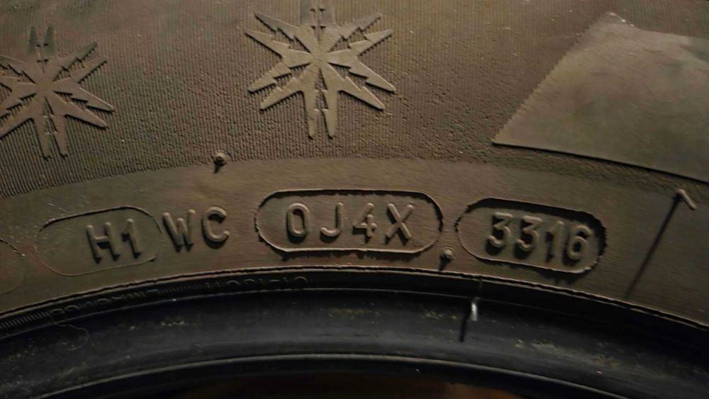 Anvelope Michelin 205/55/16 - IARNA - 300 ron 4 bucati