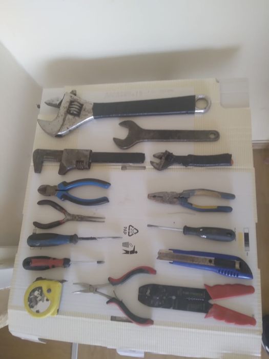 Set de chei si scule