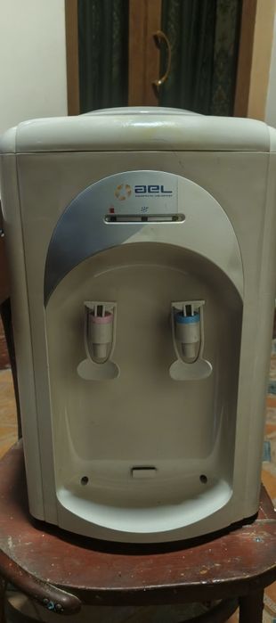 Suv uchun kuler issiq suv