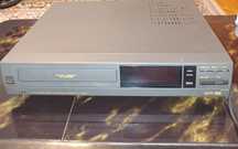 Video VHS JVC HR-D 860E, stereo hi-fi, impecabil.