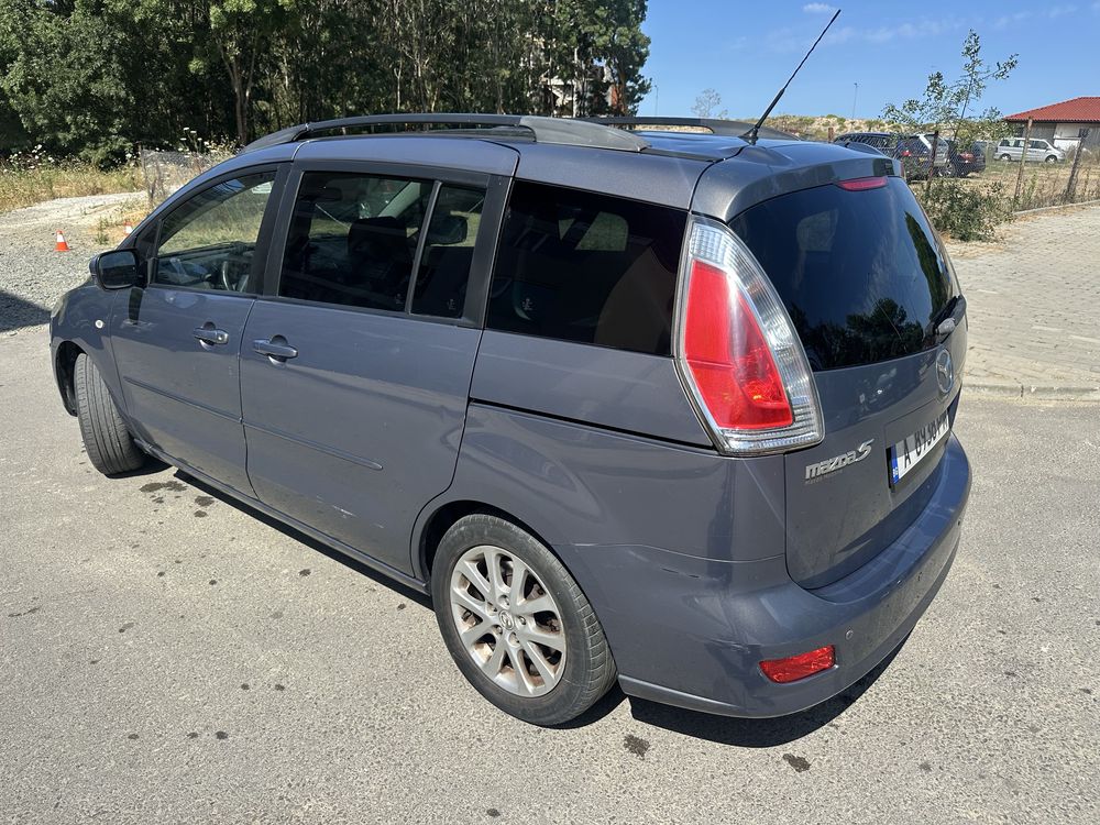 Продавам Mazda 5 2008