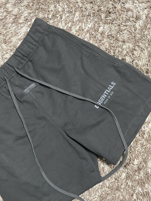 Pantaloni Scurti Essentials