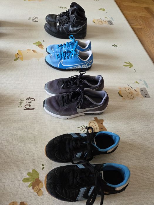 4 чифта маратонки 35 и 36 номер / Nike / Hummel