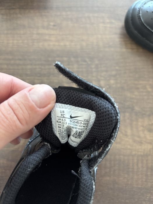 Дески маратонки черни кожени