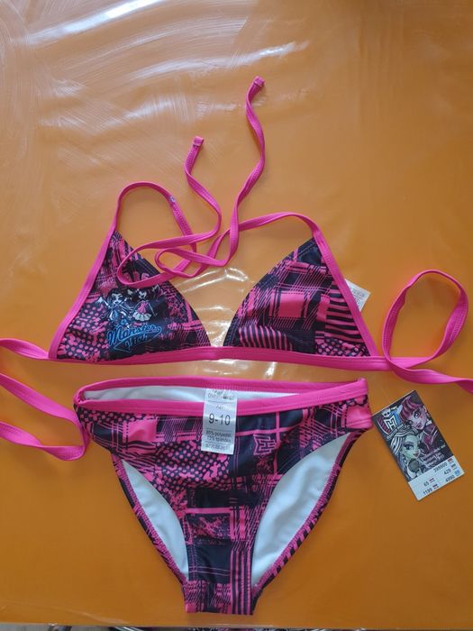 Продам детский купальник. Для девочек.