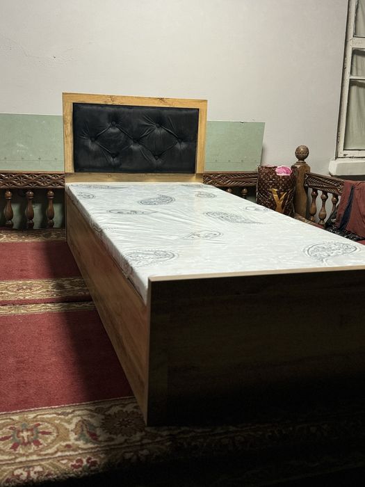 Sundukli zamonaviy krovat — qulaylik va sifat bir joyda