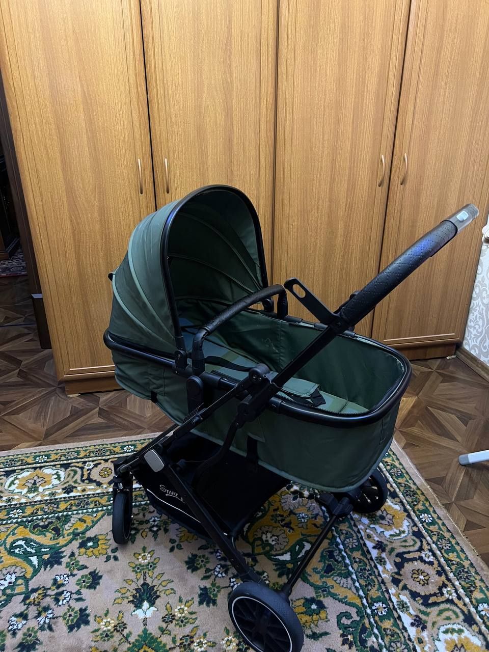 Продается коляска в идеальном состоянии