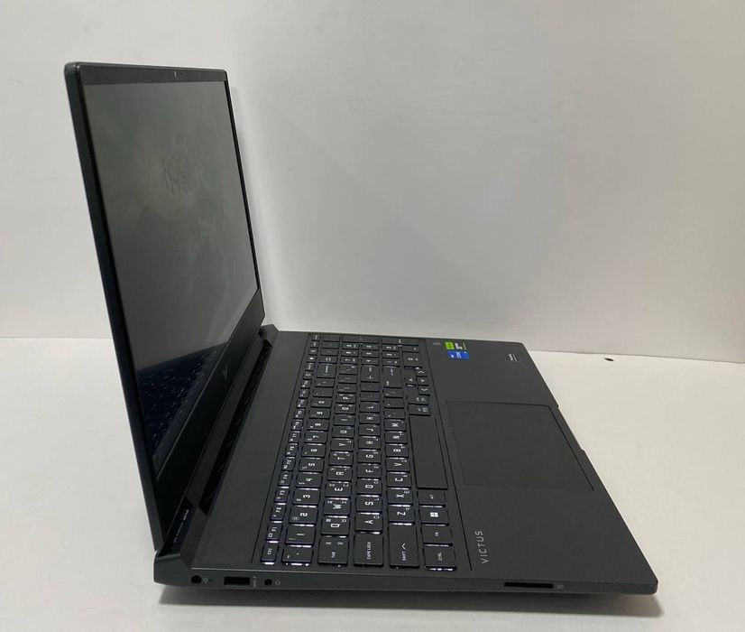 HP Victus Gaming RTX 3050