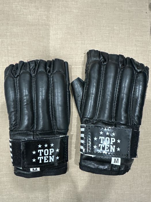 Продам перчатки тренировочные исскуственная кожа