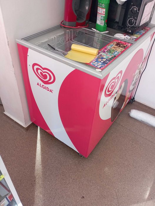 Vând Frigidere in stare foarte buna