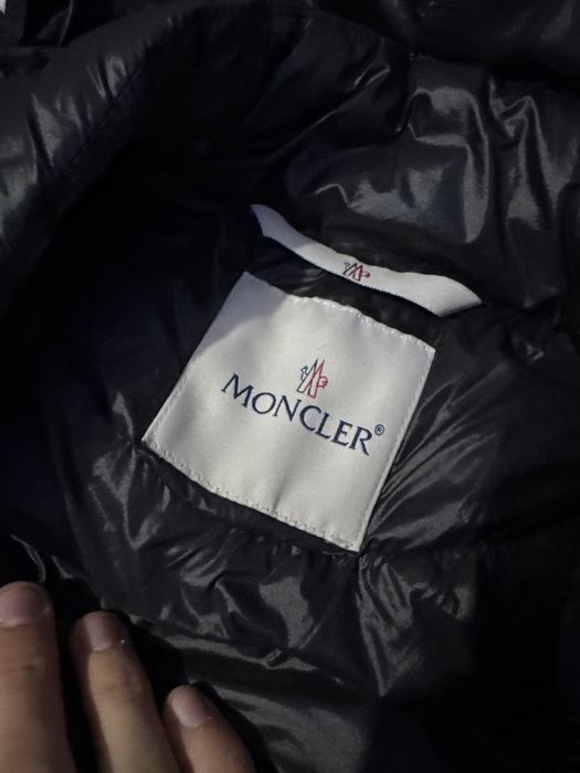 Черно яке moncler размер xs