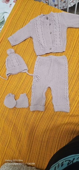 Костюм на 70% из шерсти