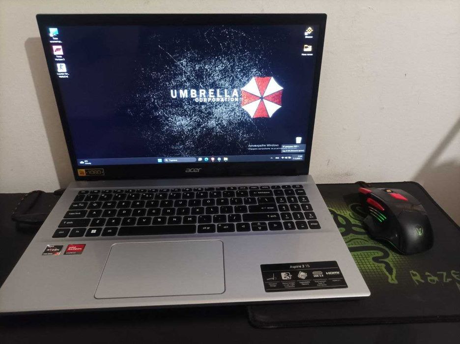 лаптоп ACCER в гаранция