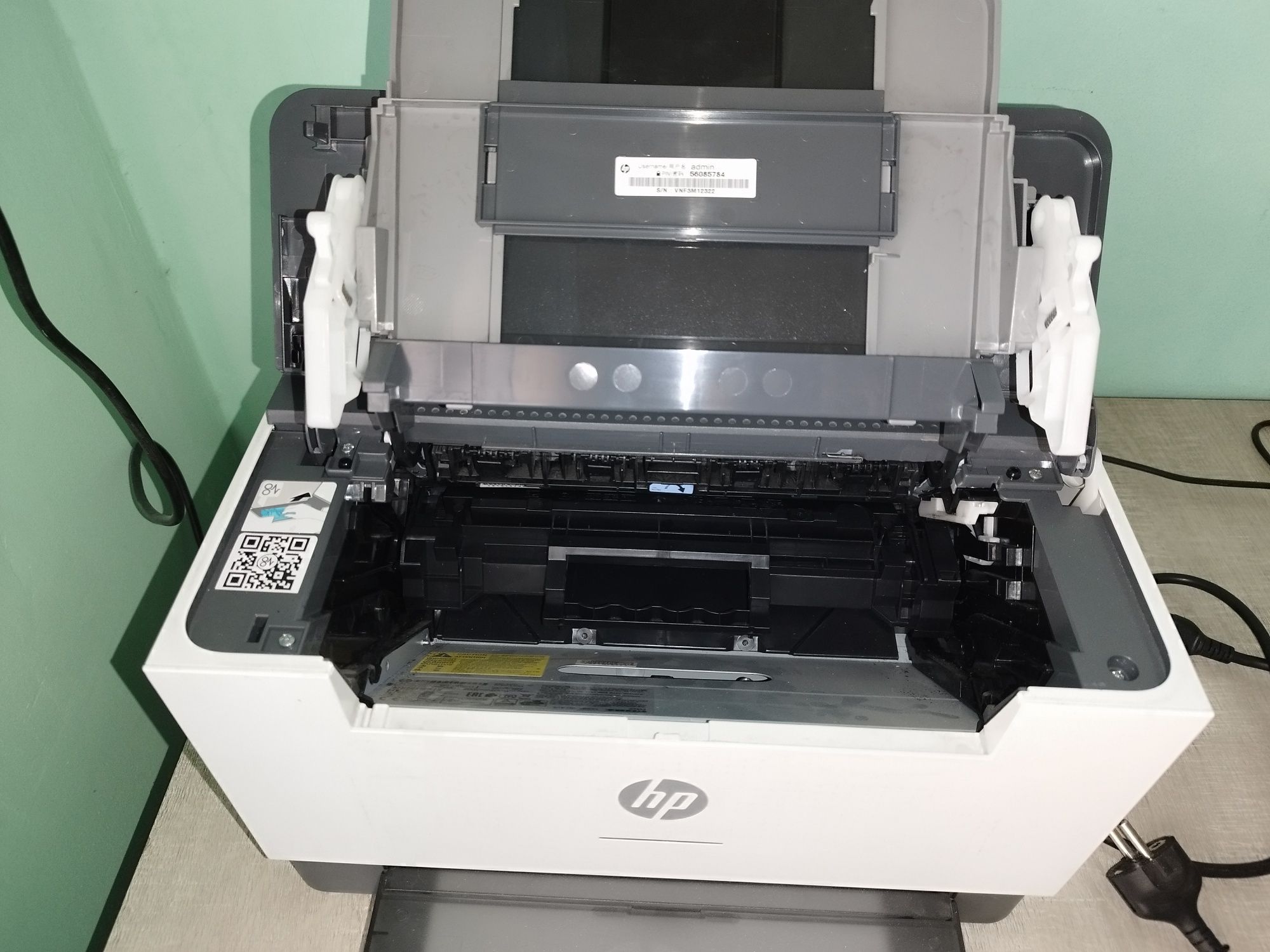Принтер HP laserjet M21 dw
