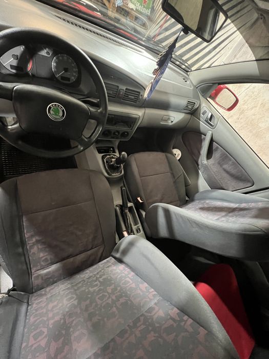 Skoda octavia 1 1.6 benzina ,motor fiabil