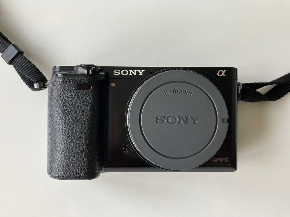 Sony A6000 само тяло