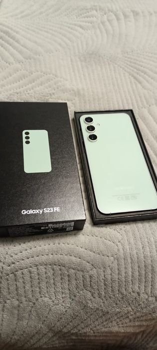 Продам Samsung s23fe