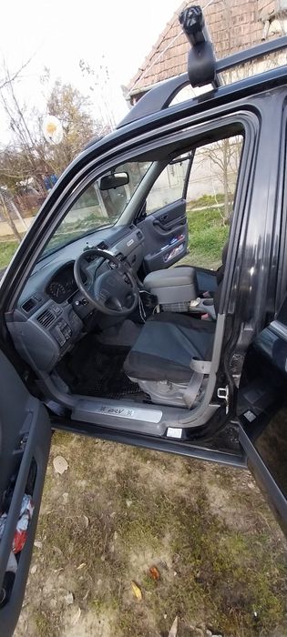 Vând  Honda Cr-v 2.0i-4x4 integralã Automtã sport