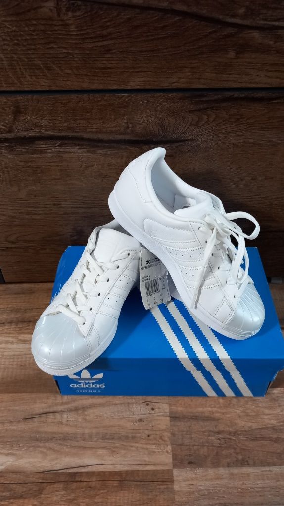 adidas superstar  36 и 2/3,