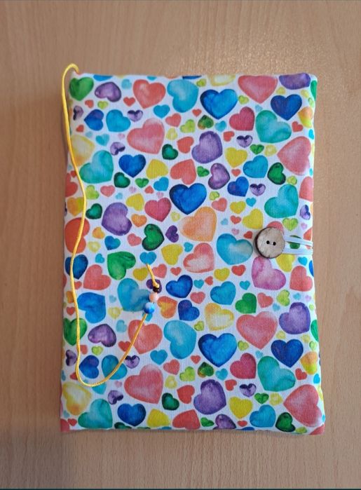 Текстилни калъфи за книги