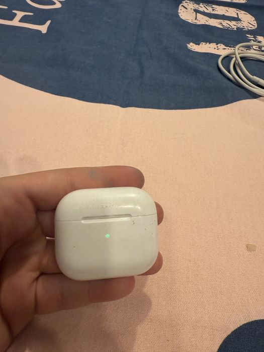 airpods gen 3 casca lipsa