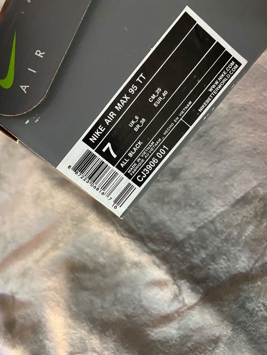 Nike Air Max 95 Essential Black 40 номер