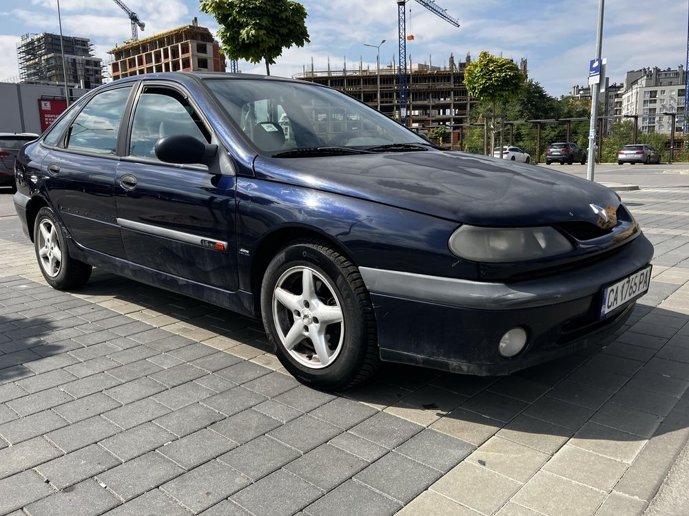 Renault Laguna 1.6 16V 107 к.с.
