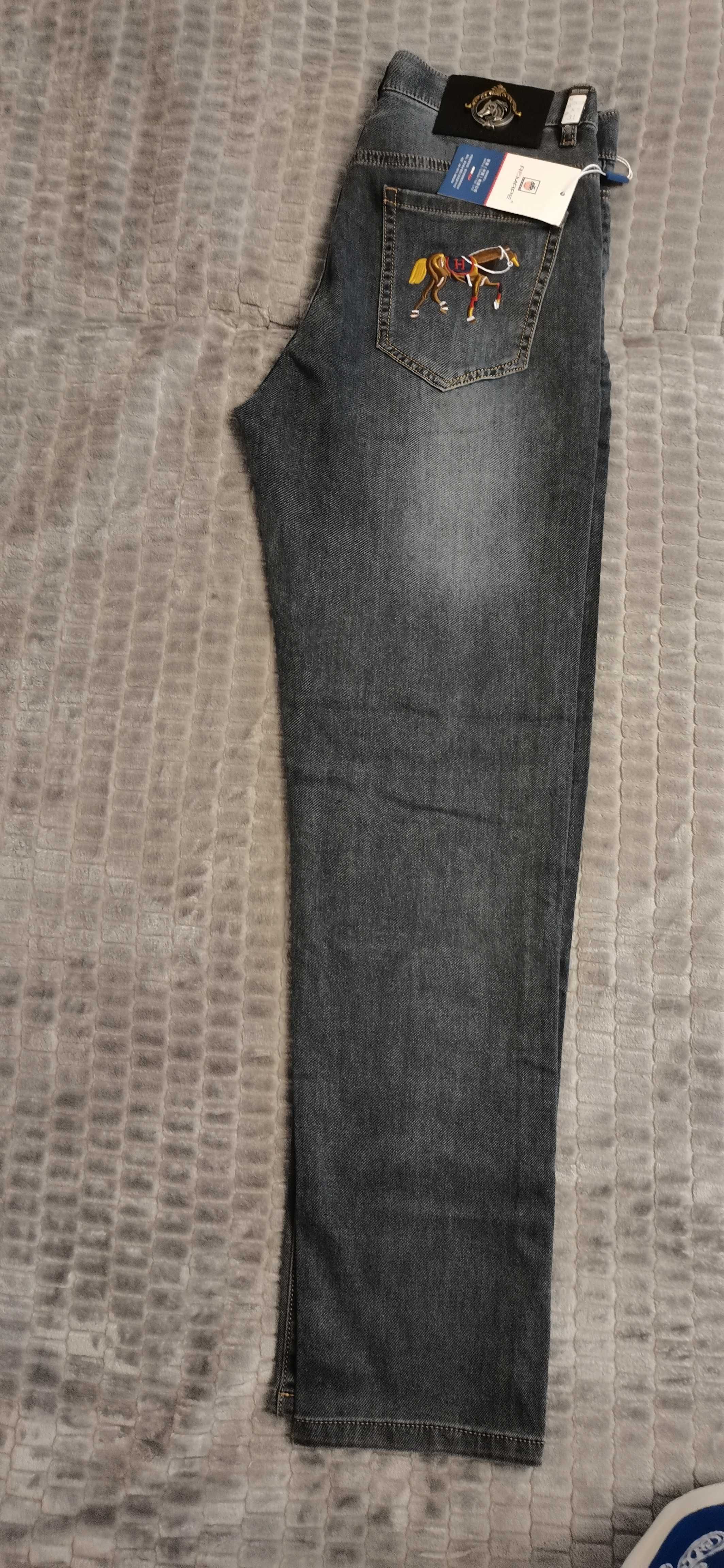 Pantaloni bluejeans unisex măsura (EU) 30 noi