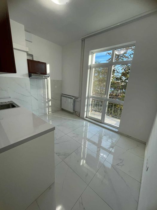 Дава се под наем Тристаен апартамент в София, Младост 1 - 110 кв.м за 714 € - Снимка #7