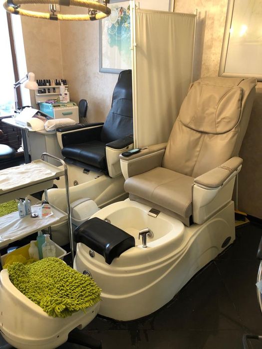 Продам очень дёшево педикюрное кресло