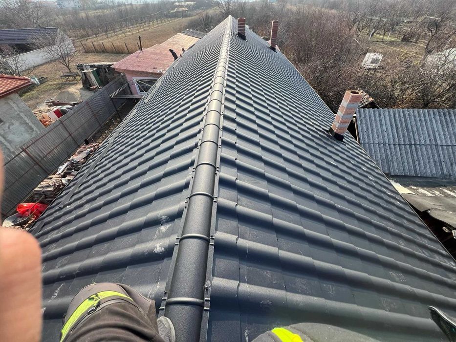 Servicii acoperișuri: dulgherie, reparații, montaj complet