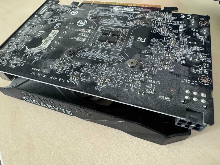 Vand  Placa video GIGABYTE GeForce D6 GTX 1650 4GB OC GDDR6 128bit