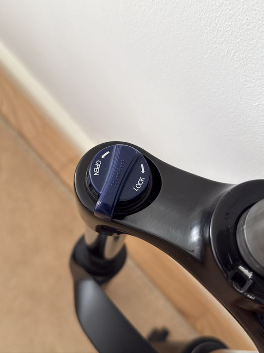 Furca SR Suntour Coil, 120mm, 27.5