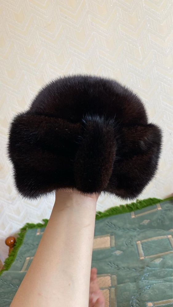 Продам норковую шапку