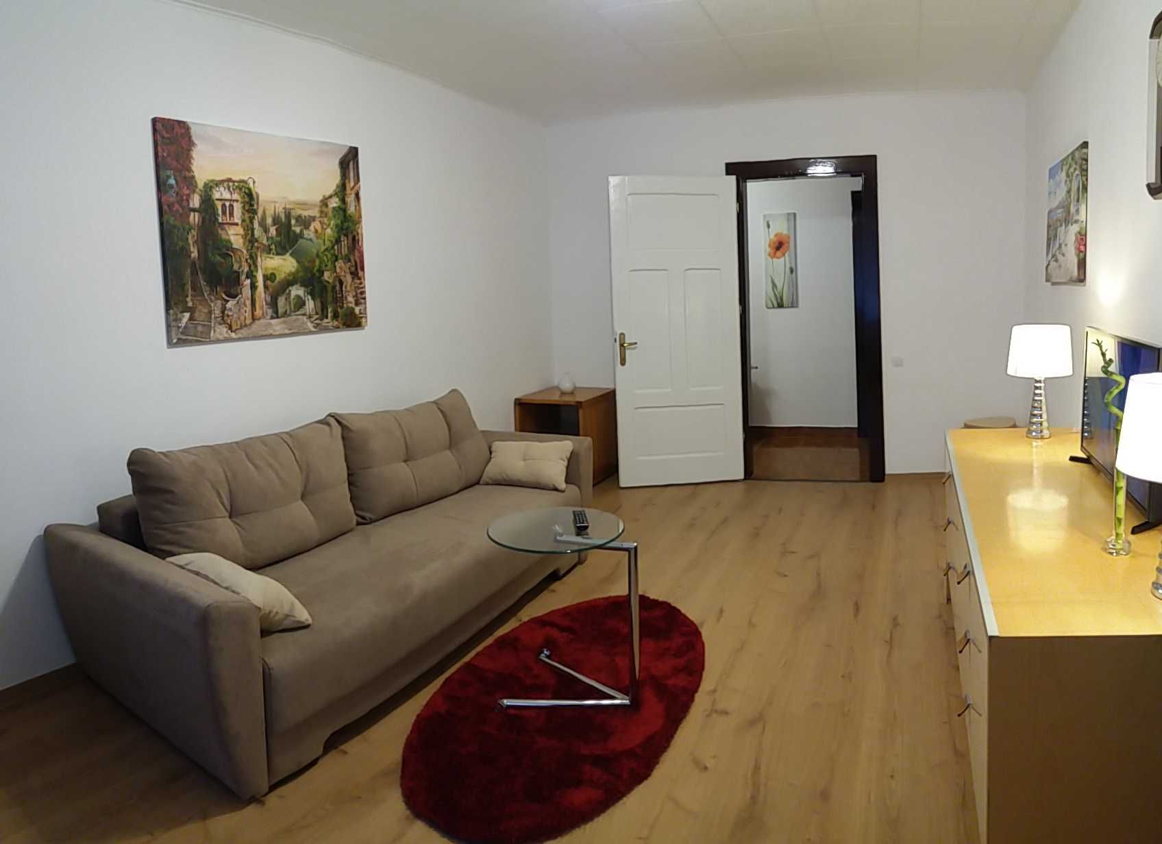 PF inchiriez apartament 2 camere Strand de inchiriat, Posta chirie