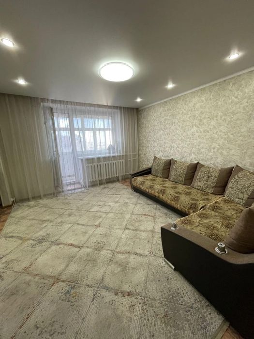 Продам 3 комн.квартиру район Центр