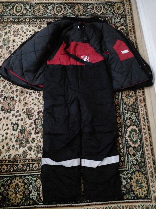 Калин курткалар 2 та 250000 дан Хар бири