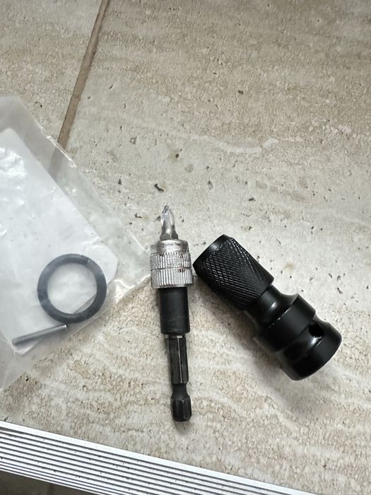 Adaptor biti pentru masini de gaurit cu impact pentru parkside makita.