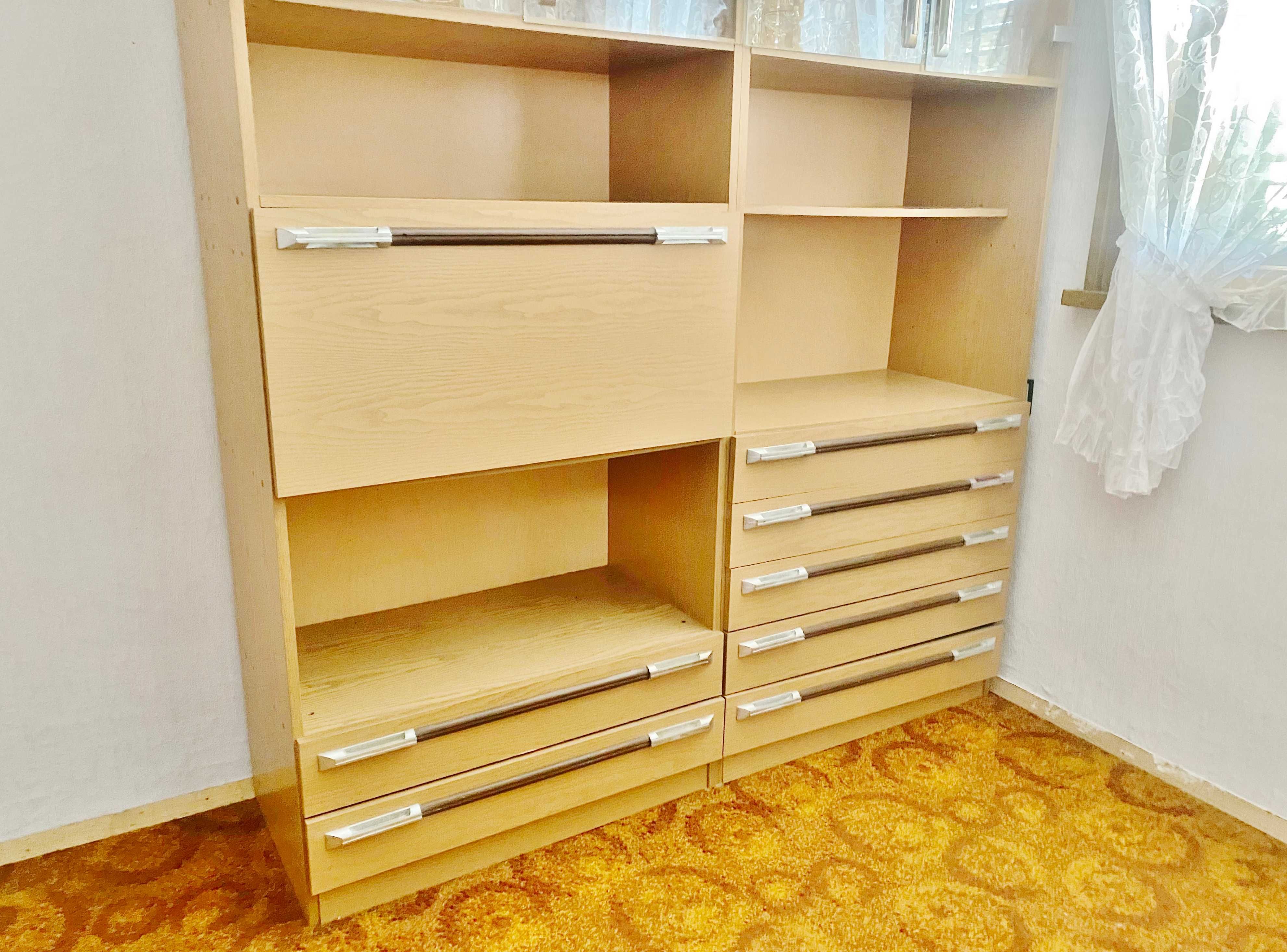 Компактна Холна секция от Два модула + Подарък - Две Мраморни маси