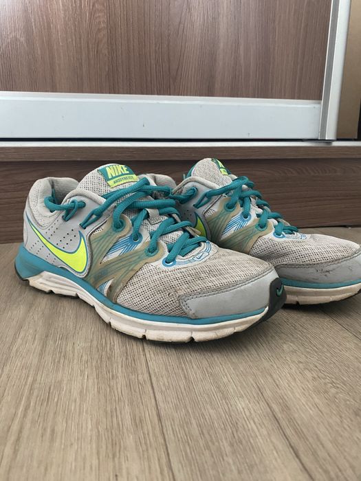 Кроссовки Nike детские
