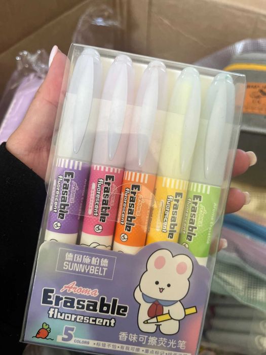 Rechizite de vanzare