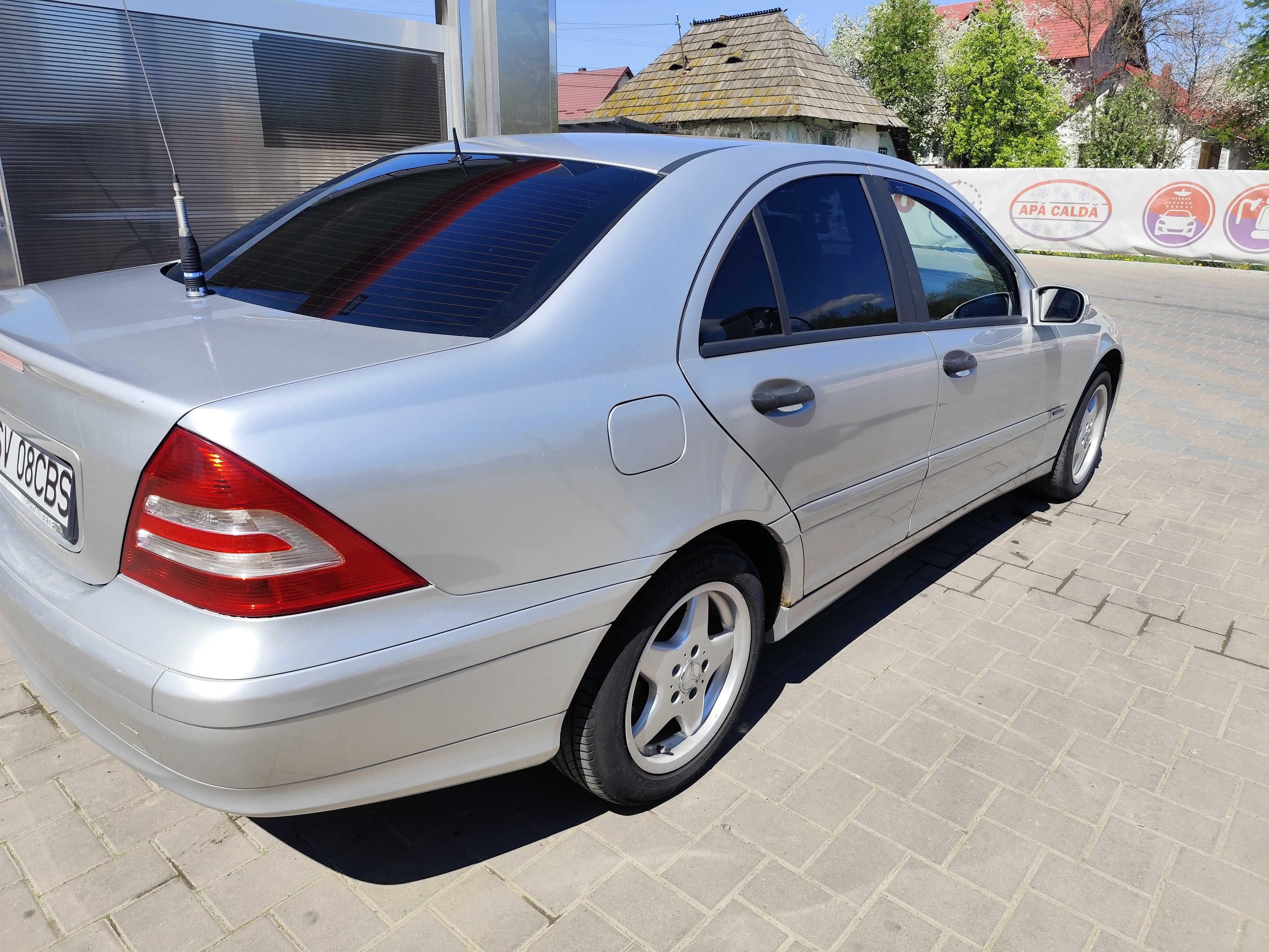 Vand Mercedes C200 CDI sau schimb