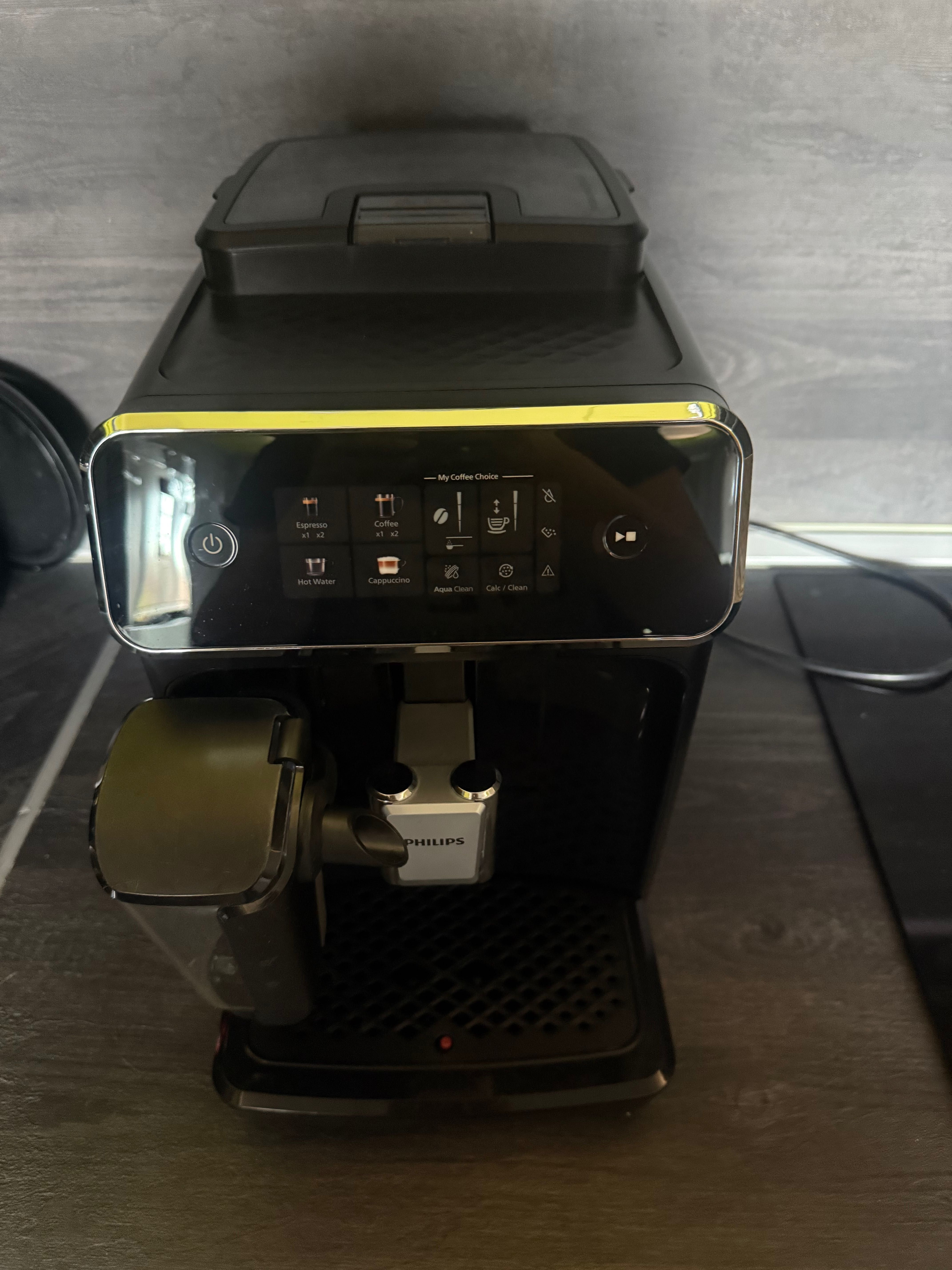 Кафеавтомат Philips Latte Go 2300
