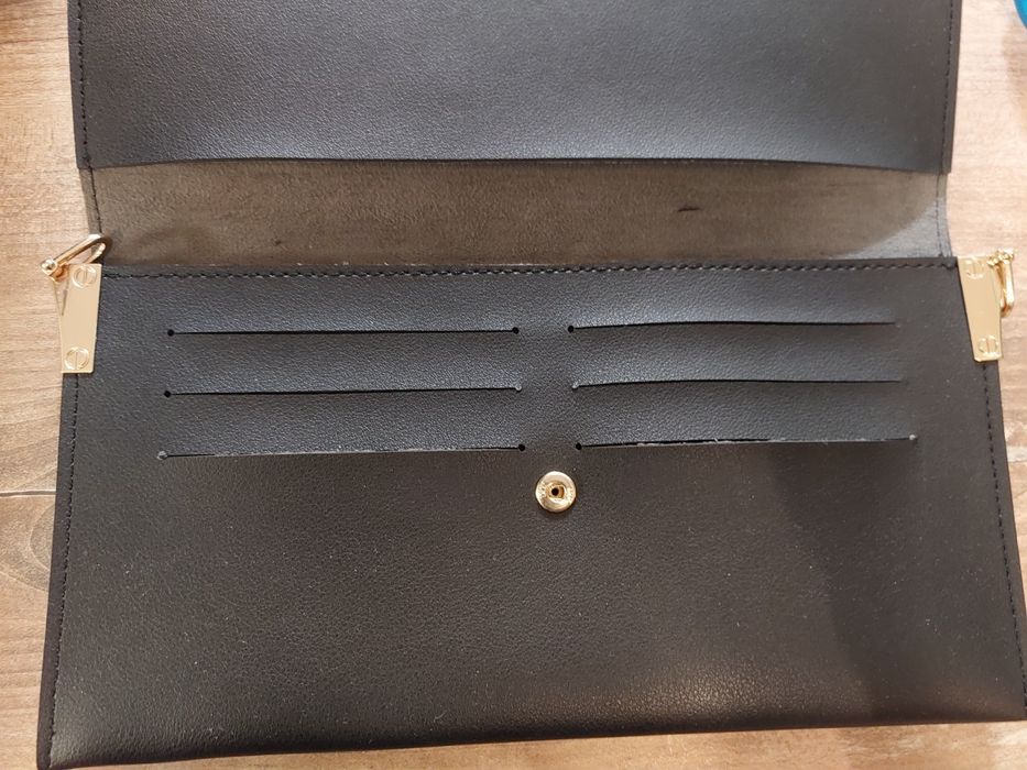 Портмоне тип чанта без дръжка