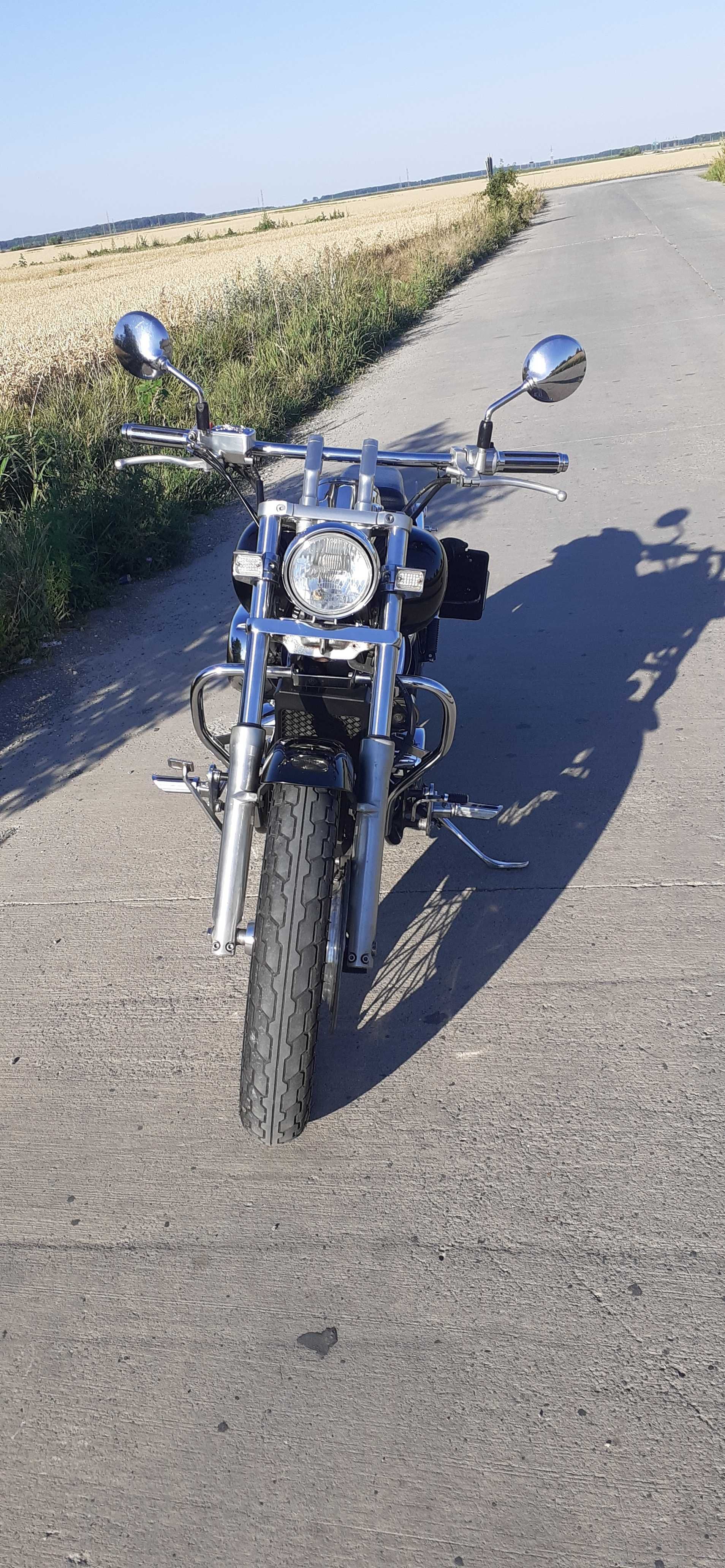 Honda VT 750 DC Black Widow