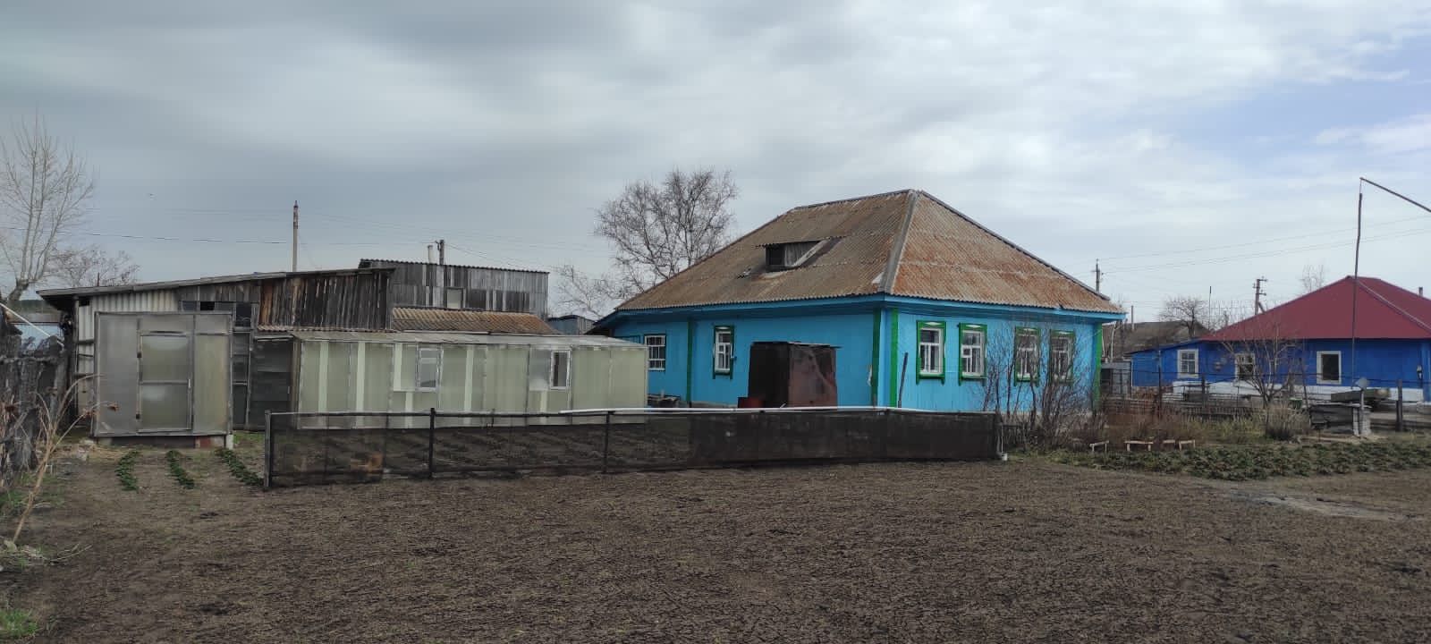 Продам дом в п.Боровое