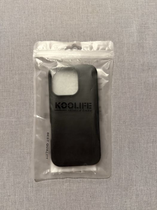 Продавам калъфи за iphone 11, 12, 13, 14, 15, 16, 17